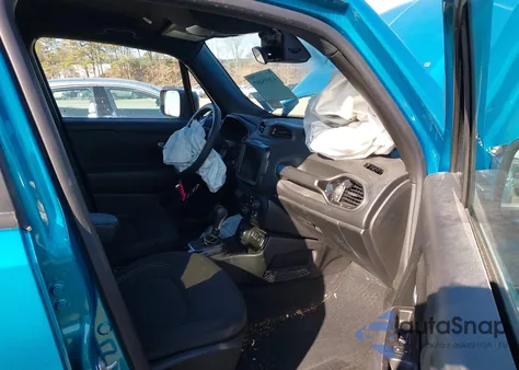 2022 Jeep Renegade Altitude 4X4 из США, поврежденный, VIN ZACNJDE17NPN81698